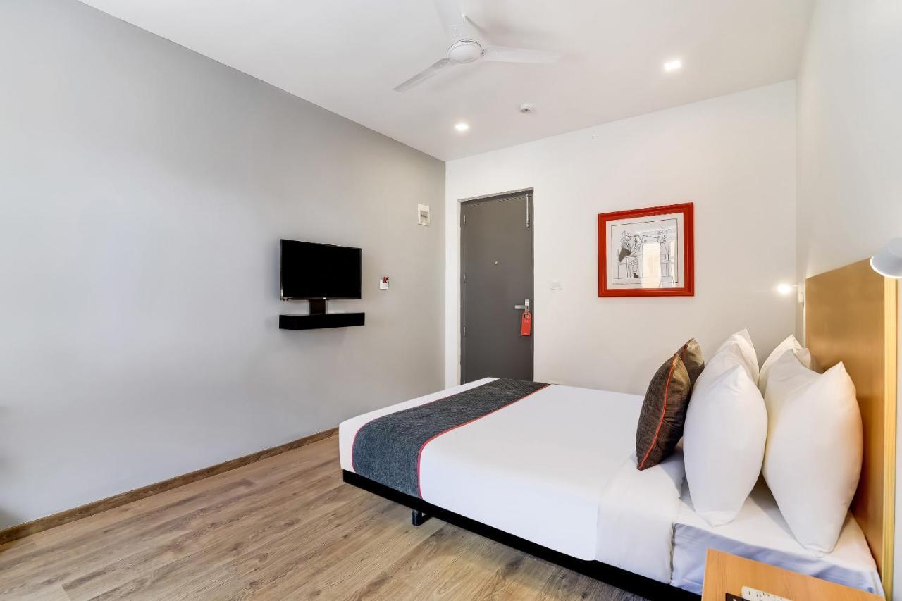 ホテルOyo Townhouse 238 Ulsoor バンガロール エクステリア 写真